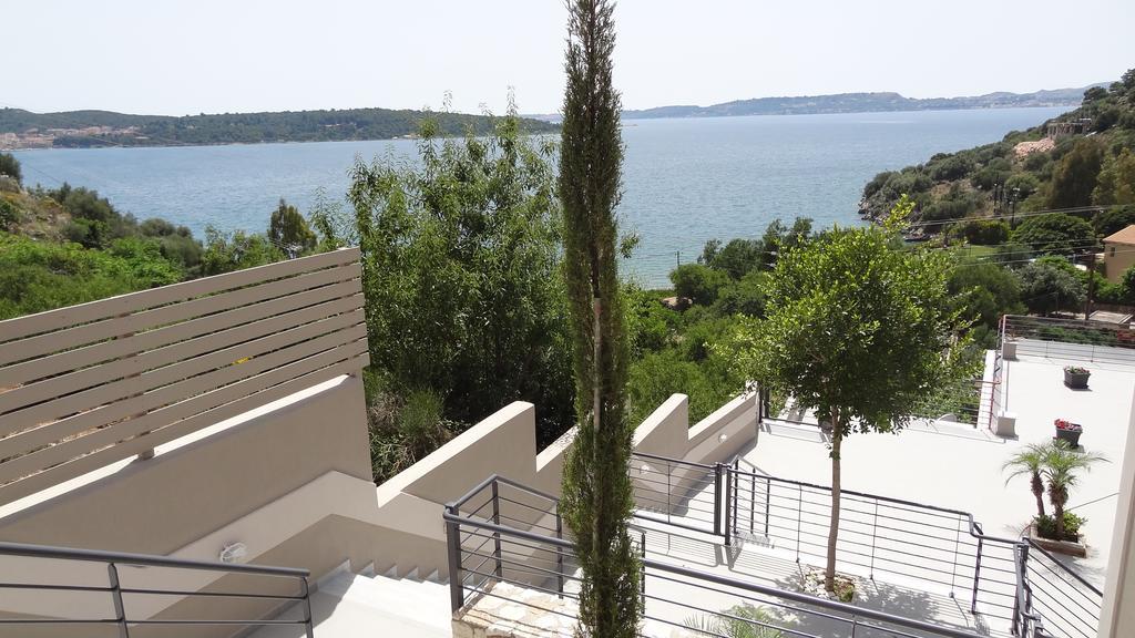 Melina Apartments Pool View アルゴストリオン エクステリア 写真