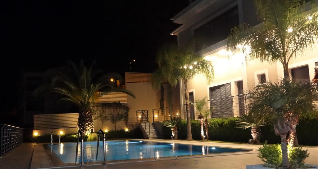 Melina Apartments Pool View アルゴストリオン エクステリア 写真
