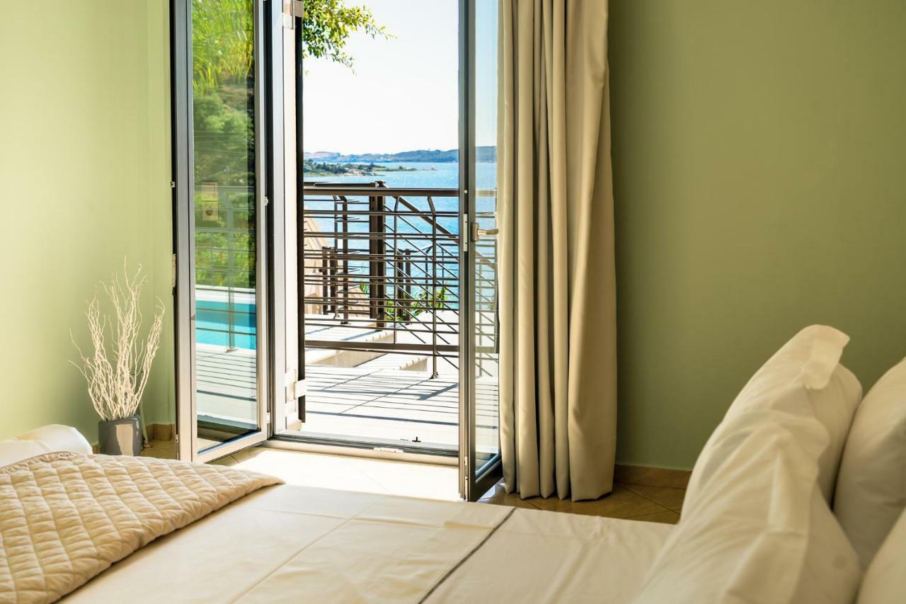 Melina Apartments Pool View アルゴストリオン エクステリア 写真